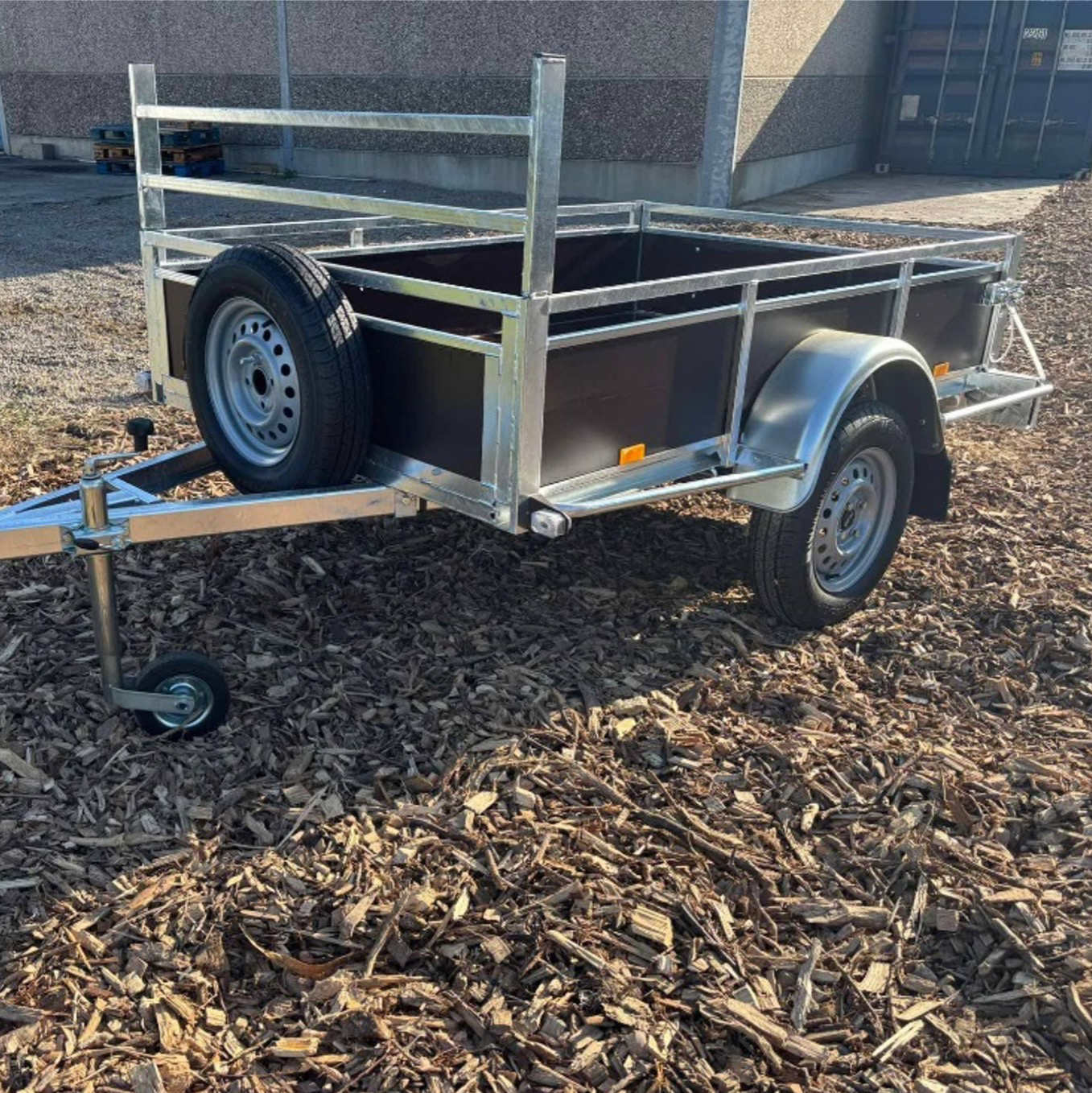 Auman bakaanhangwagen